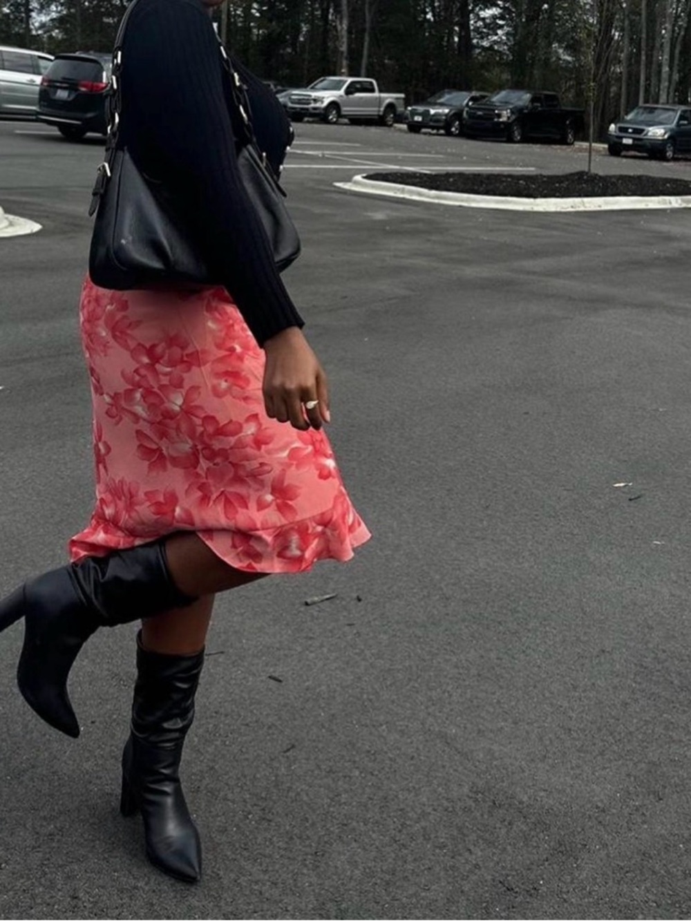 Josephine Chaus Red and Coral  Floral Ruffle-Hem Midi Skirt